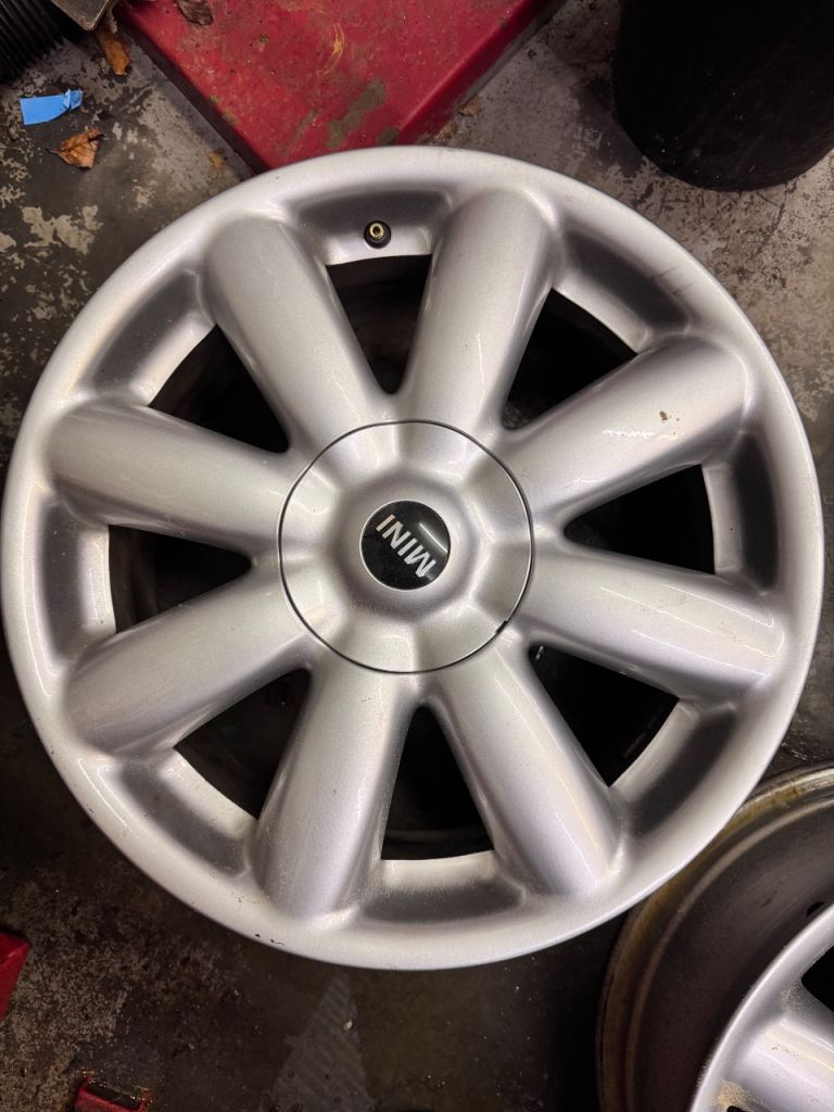 Mini R56 Crown 104 alloys 17”