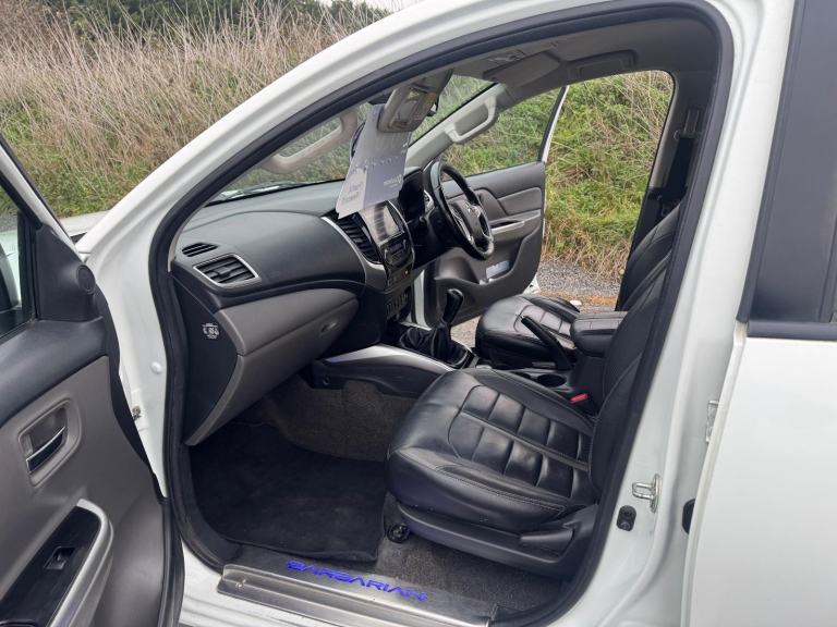 Mitsubishi L200 2.4 DI-D DC Barbarian Pickup Double Cab 4dr Diesel Ma... 2018/18