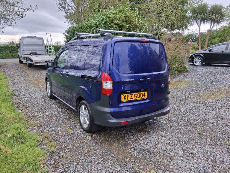 Ford, TRANSIT COURIER, Panel Van, 2015, Manual, 1498 (cc)