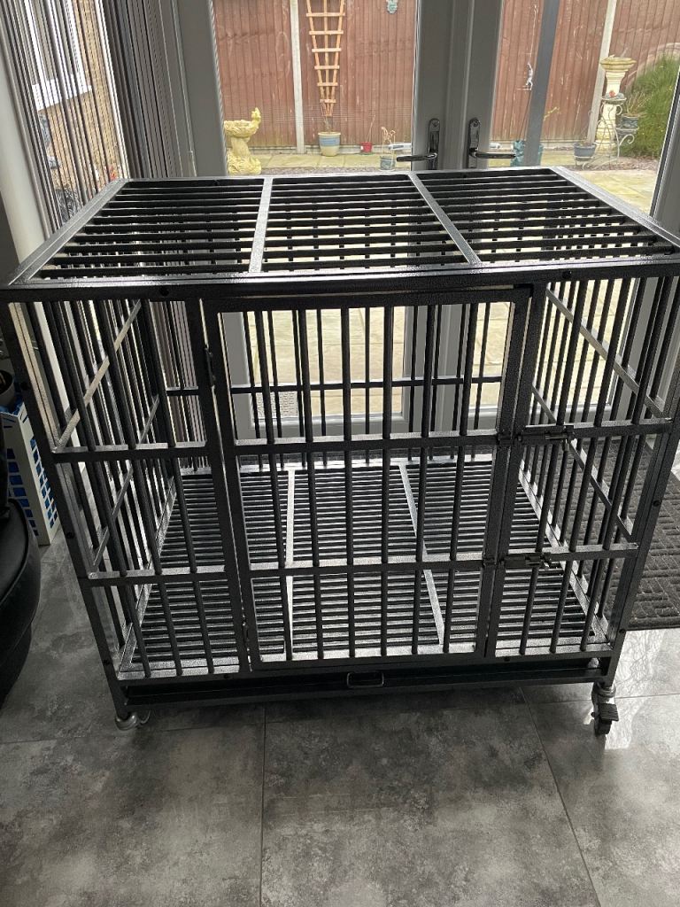 Dog cage/kennel