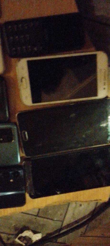 Samsung iPhone honor oppo spares and repairs 