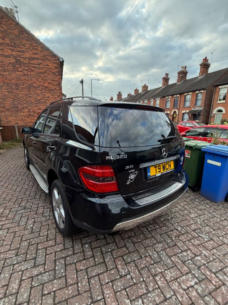 mercedes ml320 cdi 2006 , good condition