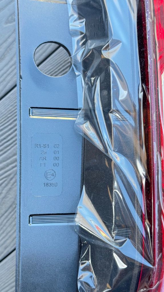 Dacia Duster Rear Light, R side