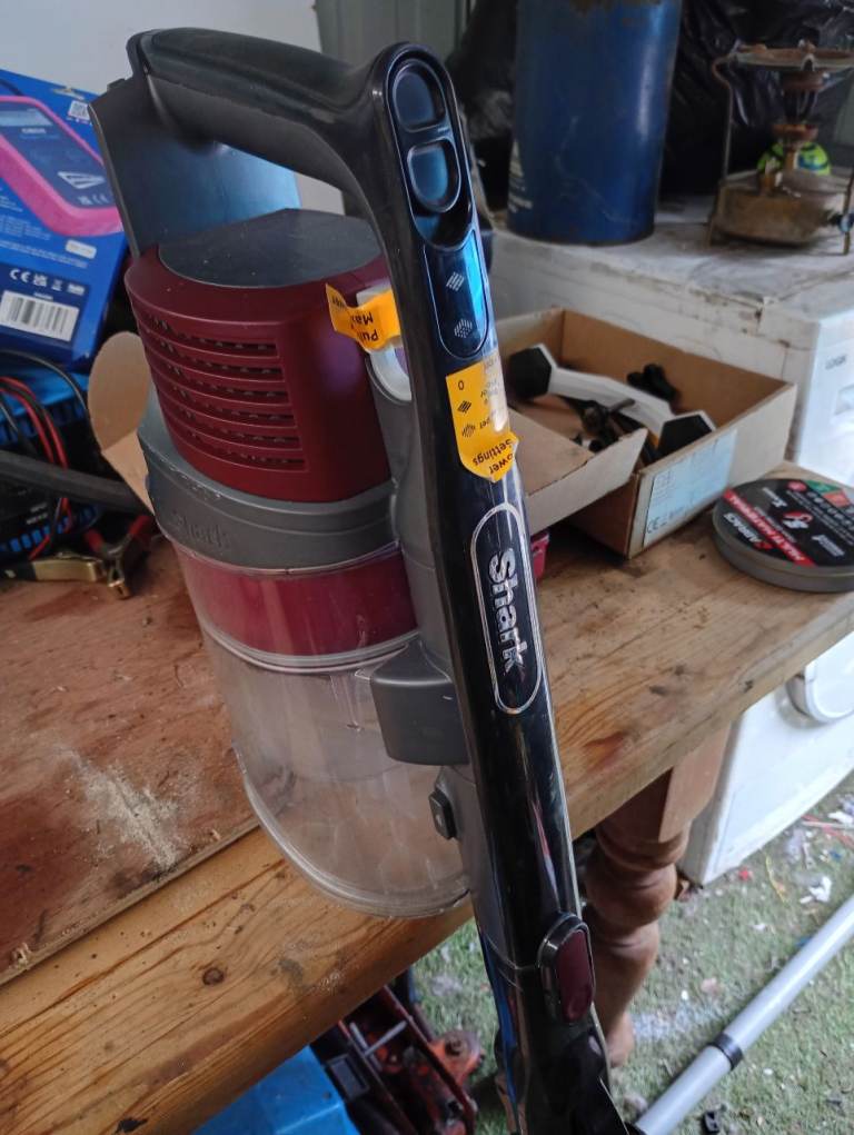 Shark upright hoover