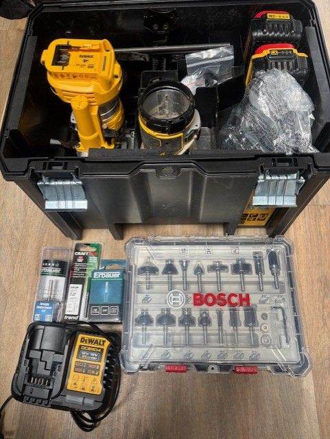 DeWalt  DCW604NT