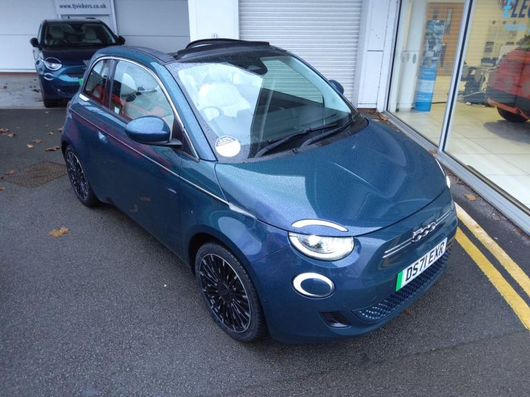 2021 Fiat 500e C 42kWh La Prima Convertible 2dr Electric Auto (118 ps) CONVERTIBLE Electric Autom...