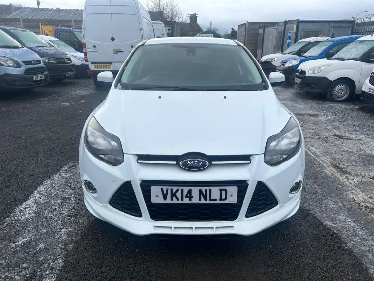2014 Ford Focus 1.0 125 EcoBoost Zetec S 5dr HATCHBACK Petrol Manual