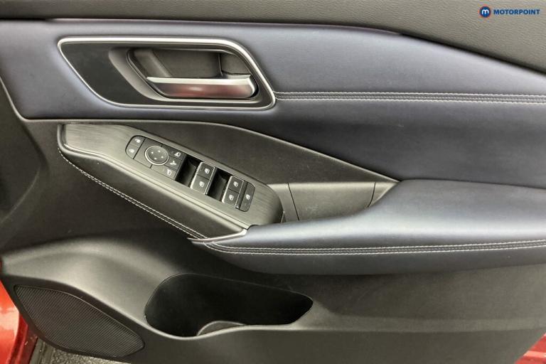 2022 Nissan Qashqai 1.3 DiG-T MH 158 Tekna 5dr Xtronic HATCHBACK PETROL Automatic