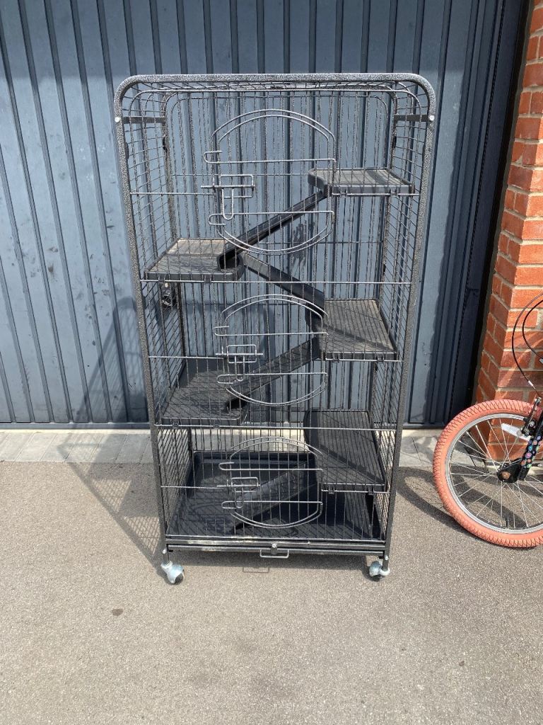 Chinchilla/ ferret/ rat cage