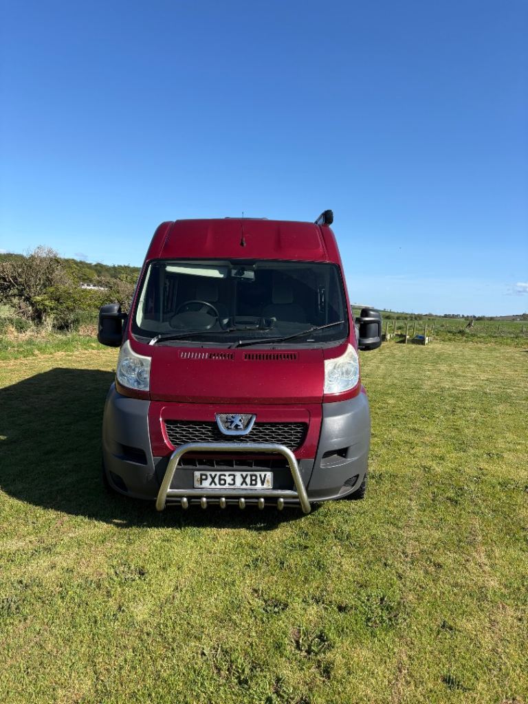 Peugeot boxer Campervan off grid