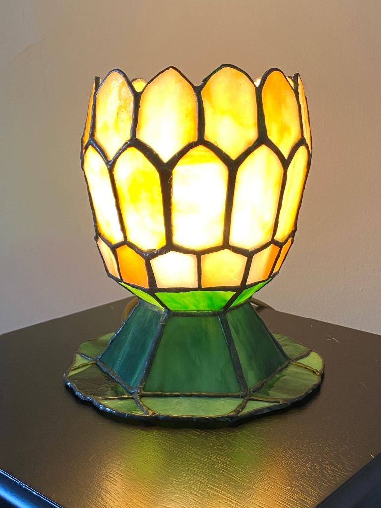 Vintage Tiffany Water Lilly Table Lamp