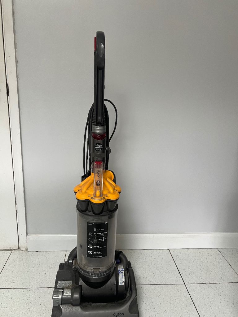 Vacuum cleaner 