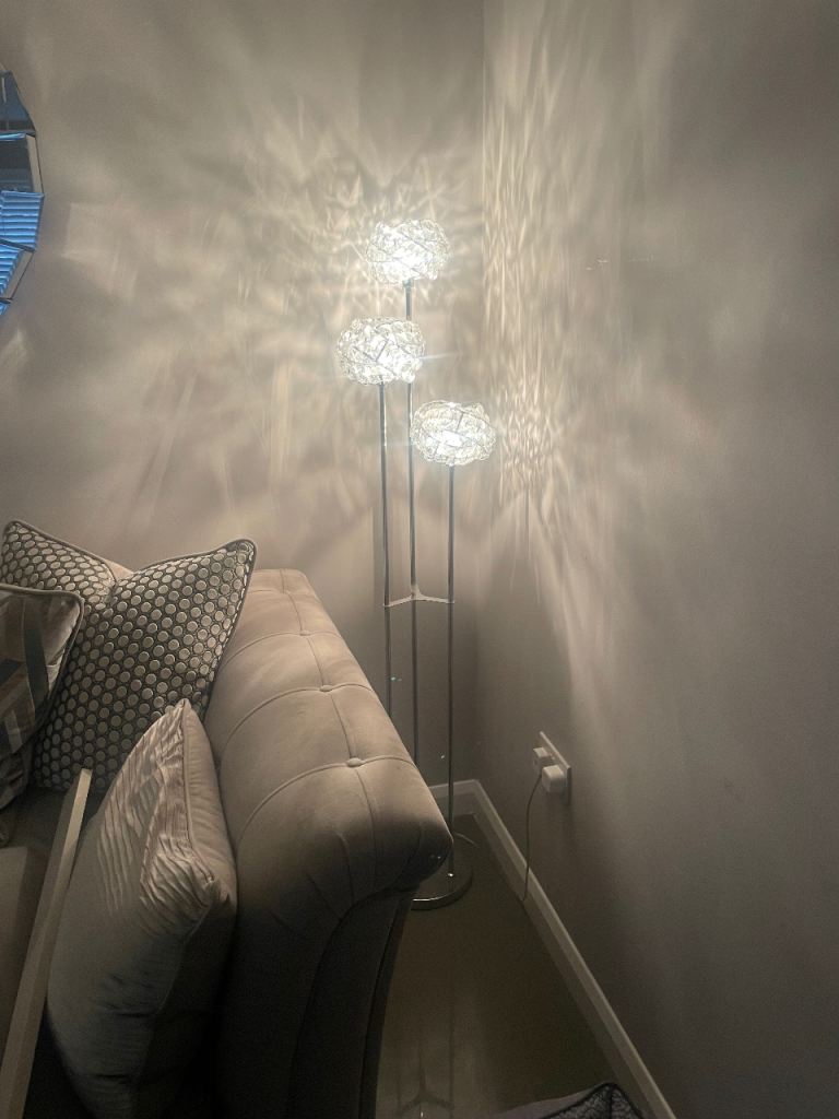Modern Silver 3-Light Floor Lamp – Good Condition