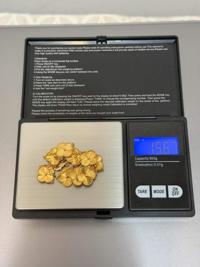 Gold Coloured Flower Necklace, Almost New Condition