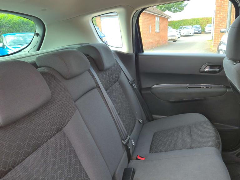 2015 Peugeot 3008 1.6 3008 Active Blue HDi S/S 5dr SUV Diesel Manual