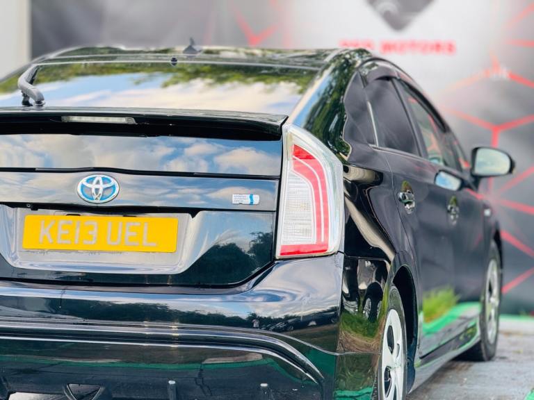2013 Toyota Prius 1.8 Hybrid  Hybrid