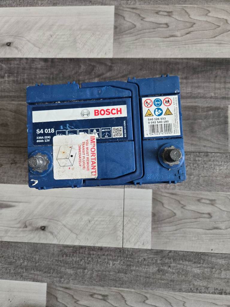 Car Battery toyota auris
