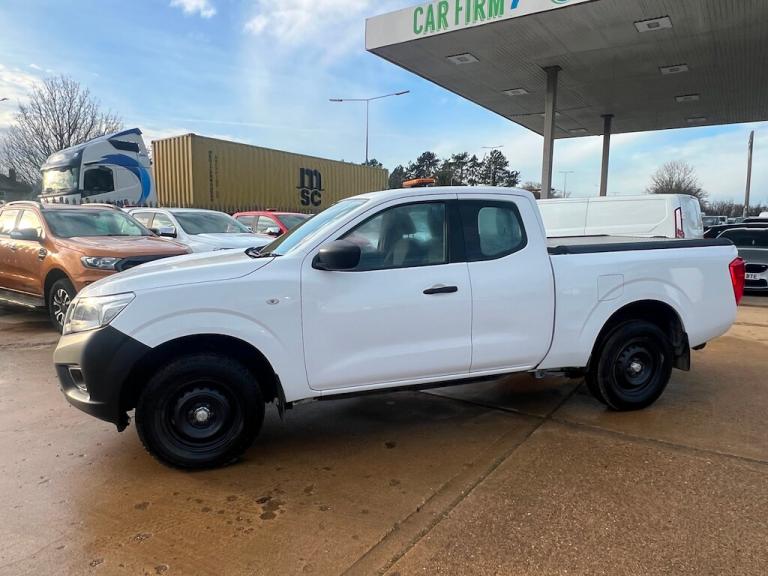 2018 Nissan Navara 2.3 dCi Visia King Pickup Extended Cab 4dr Diesel Manual 4WD Euro 6 (s/s) ( Pi...