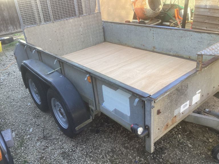 Ifor Williams twin wheel trailer 2600kg