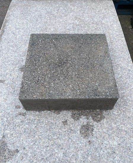 image for CHARCON ANDOVER GRANITE TOPPED LIGHT GREY FLECK PAVING/EDGING - 4.86M2 PACK