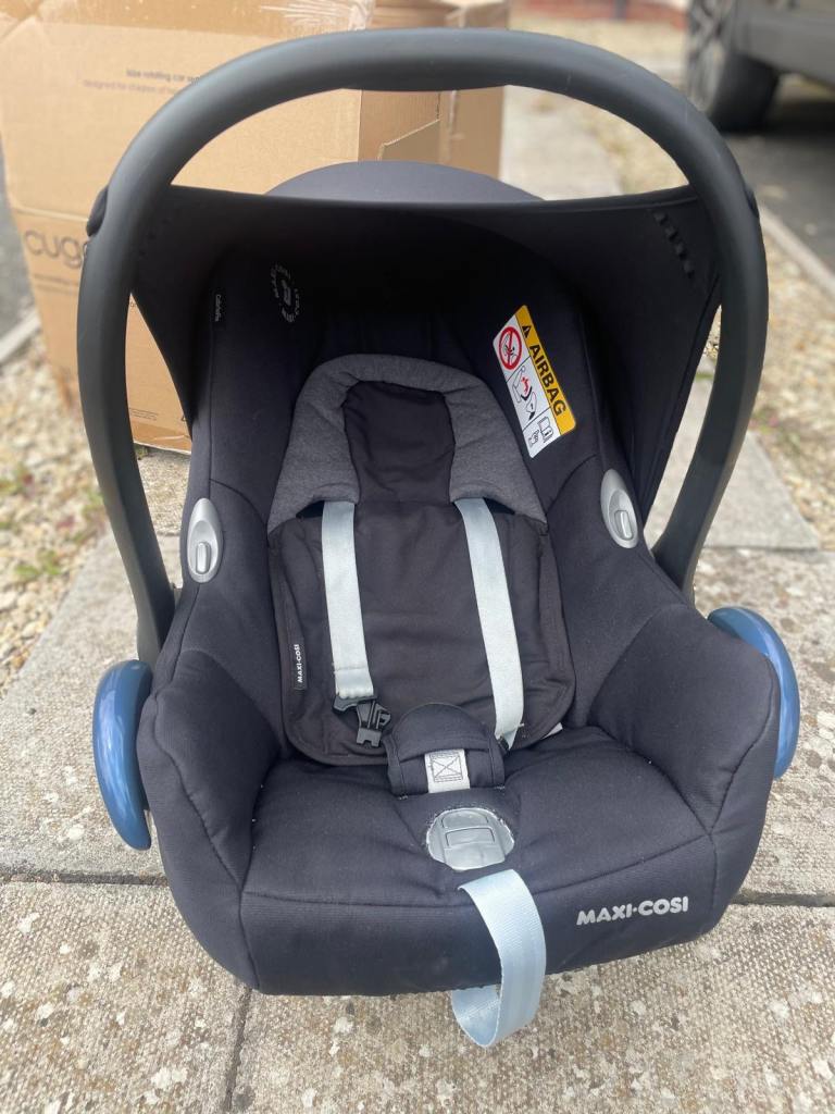 Maxi-Cosi Baby Car Seat – Black, Good Condition