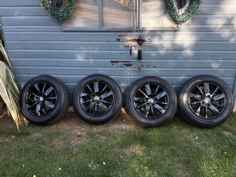 Vw caddy new style alloys with original matching tyres 