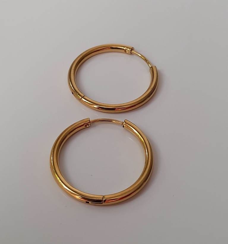 New 18k Gold Plated Hoop Earrings Size 20mm 