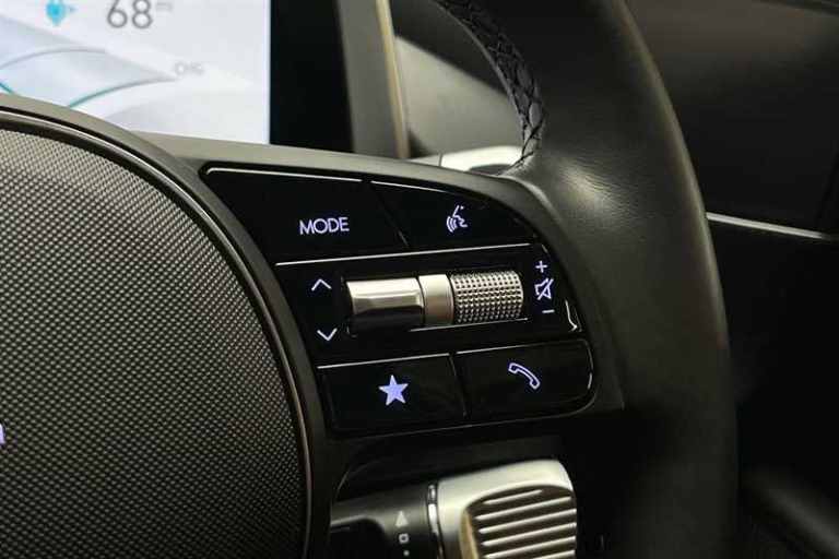 2024 Hyundai IONIQ 6 77.4kWh Premium Saloon 4dr Electric Auto (228 ps) Saloon Electric Automatic