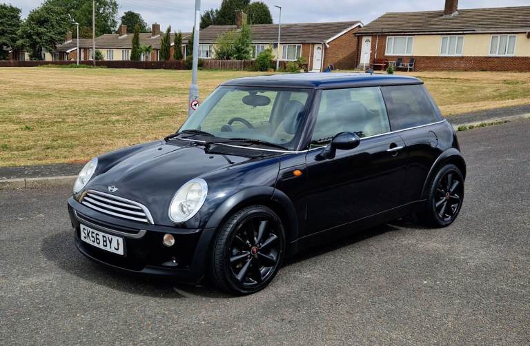 Mini Cooper One (Harman Kardon), 2006, 1.6 Petrol, Long MOT, Immaculate Condition, BARGAIN!! 