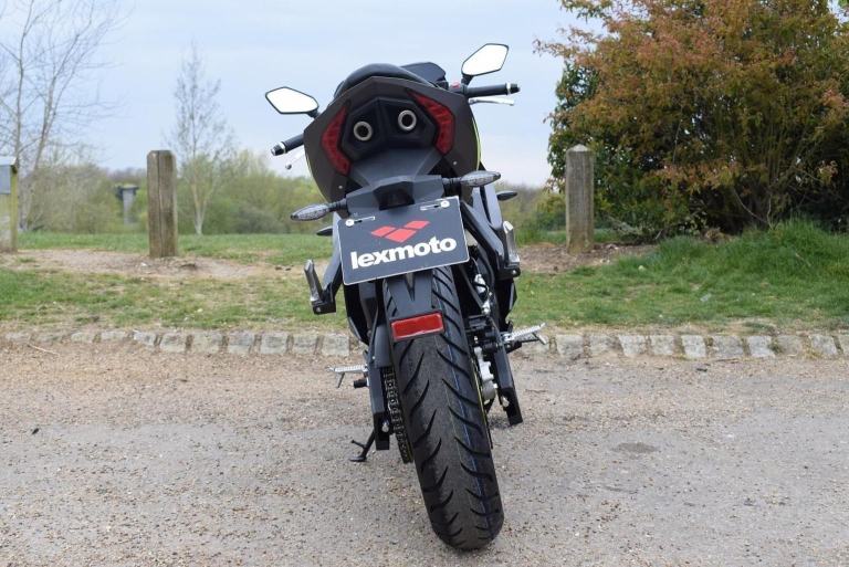 LEXMOTO LXS 125 EURO 5 2025 Petrol Manual in Black