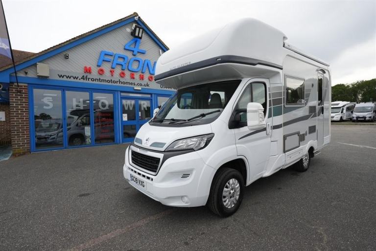 Auto-Sleepers Nuevo ES PEUGEOT 4 BERTH 4 TRAVEL SEAT MOTORHOME