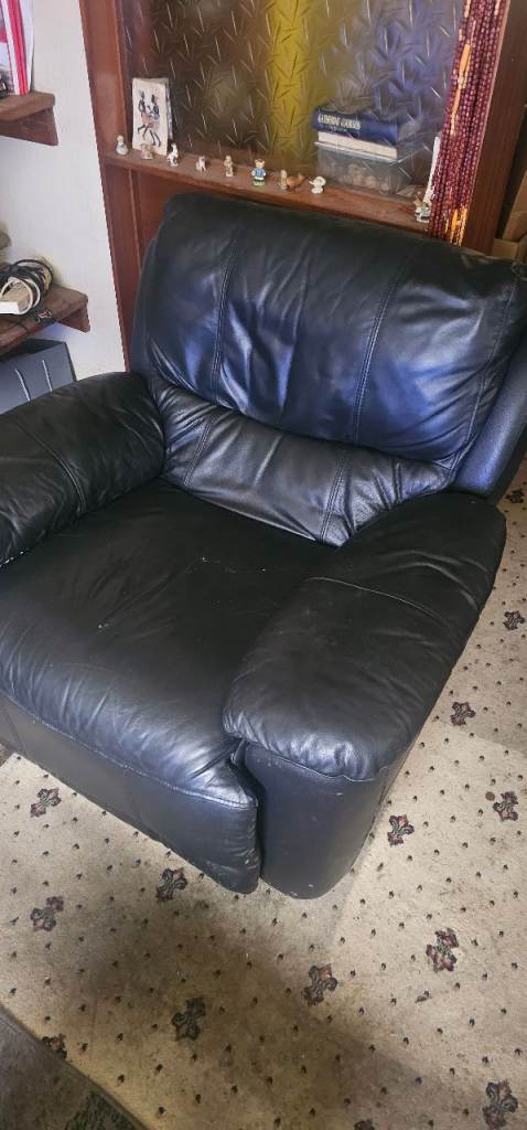 Electric recliner 