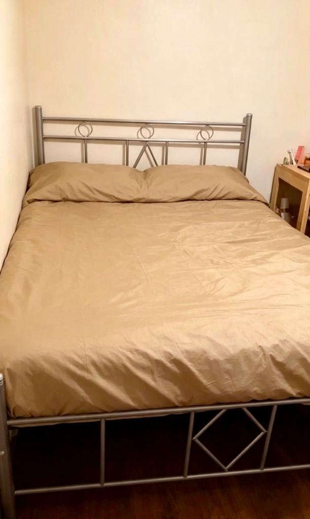 Rent  DOUBLE ROOM CLOSE TO PYMMES PARK 