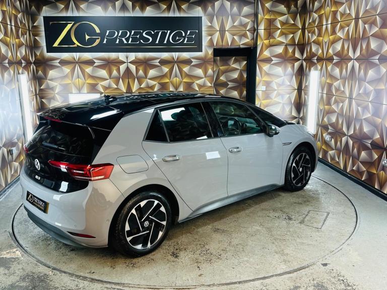 2022 Volkswagen ID.3 150kW Family Pro Performance 58kWh 5dr Auto HATCHBACK ELECTRIC Automatic