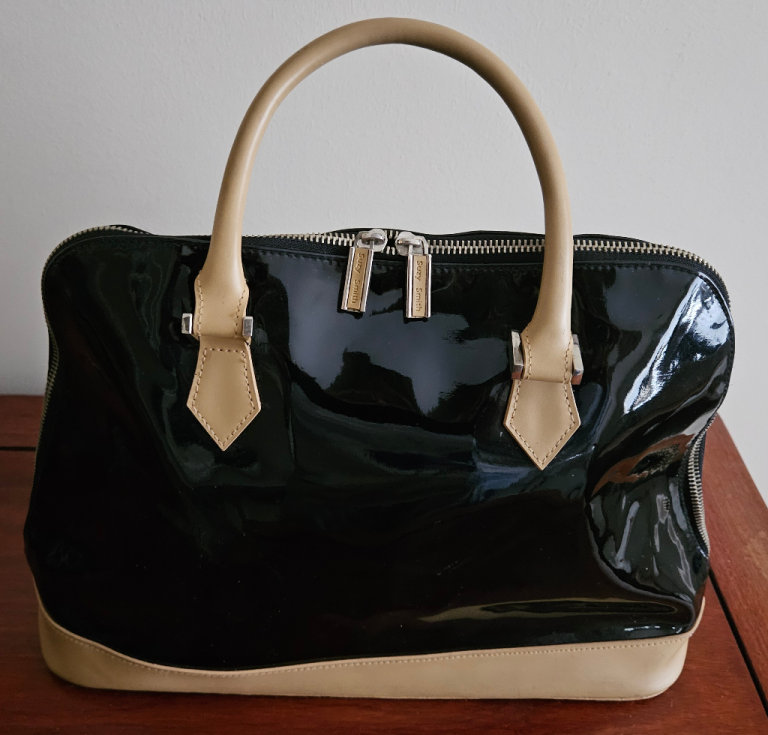 'Suzy Smith' Handbag - Black and Camel