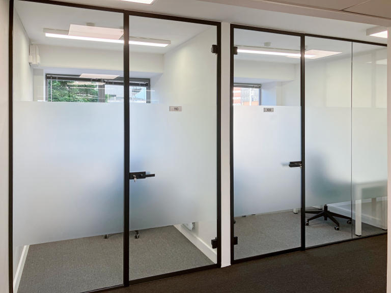 Preston - PR11AF \ Flexible Coworking Space with Desk Access