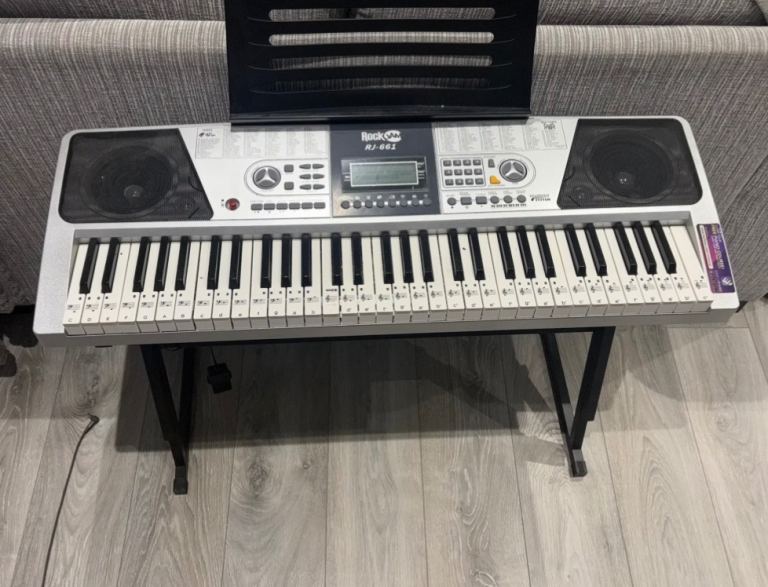 RockJam RJ-662 Electronic Keyboard with Stand – Good Condition