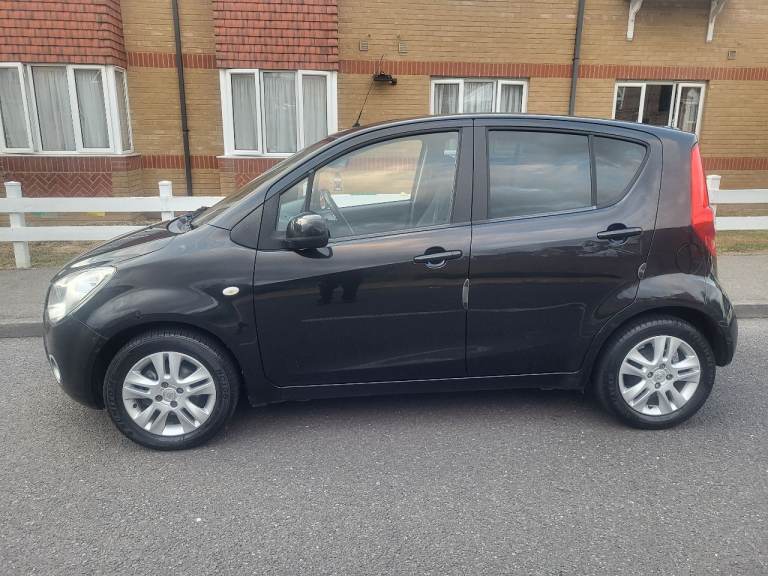 Vauxhall agila 1.2 se. Mot september 2027