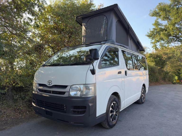 2007 Toyota Hiace REGIUSACE POP TOP 4 BERTH NEW FULL CAMPER CONVERSION AUTO