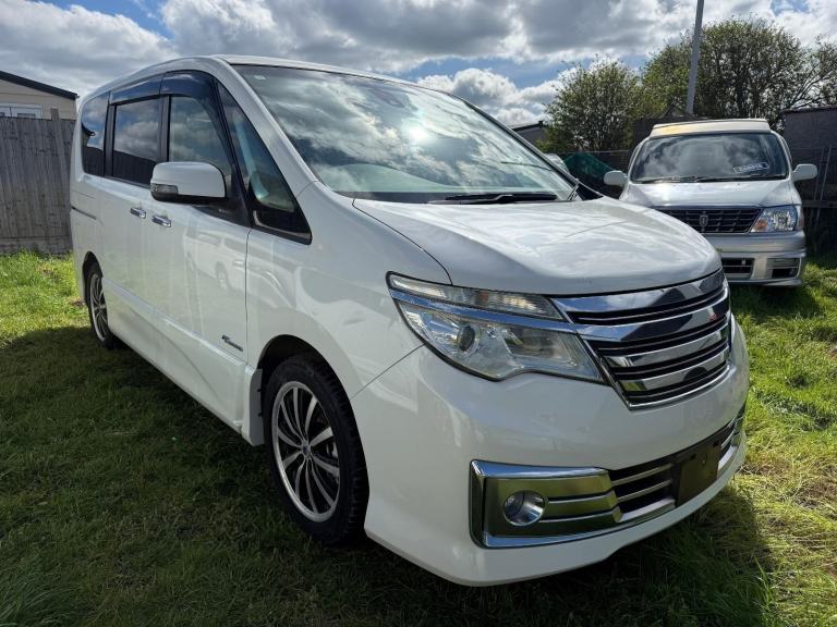 Nissan Serena 2.0 Hybrid Rider Auto 8 Seater MPV 