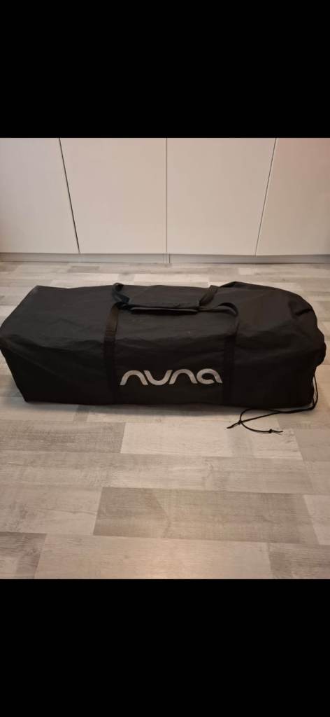 Nuna Sena Aire Travel Cot with Carry Bag – Grey, Excellent Condition
