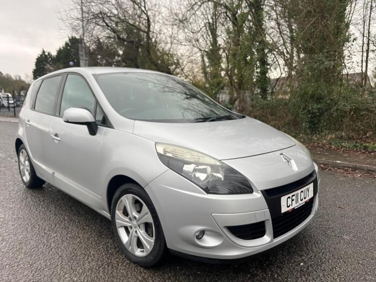 2011 Renault Scenic 1.6 VVT Dynamique TomTom 5dr* NEW MOT FULL SERVICE HISTORY * MPV Petrol Manual