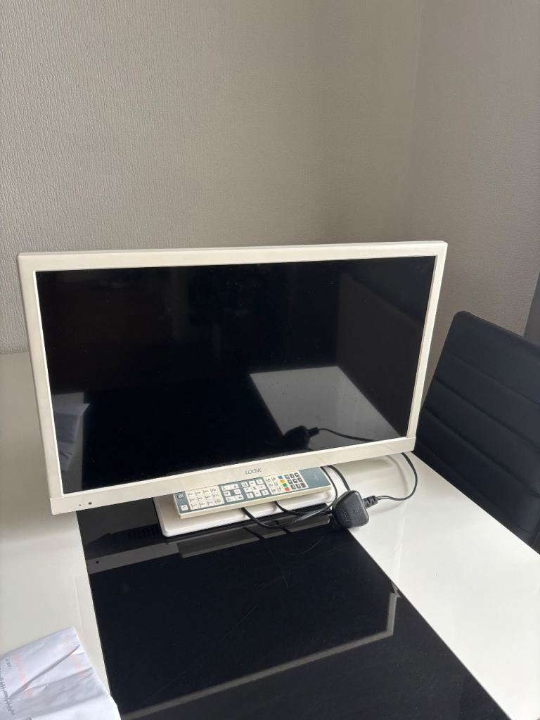 Logik White TV with Remote – Good Condition