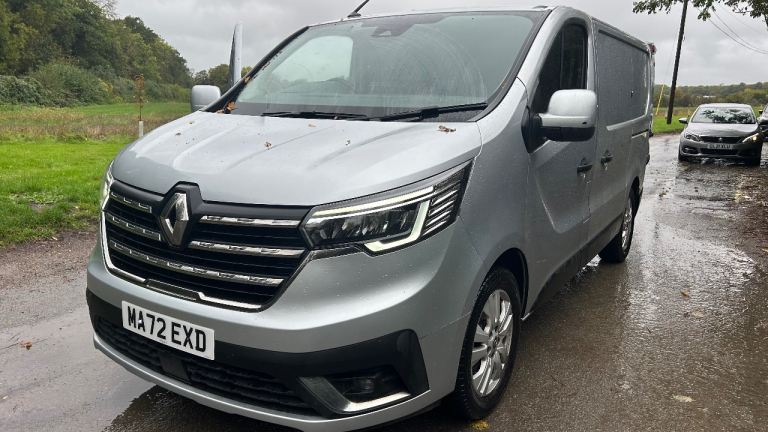 Renault, TRAFIC,SPORT NEW SHAPE, 119000 MILES, 2022, Manual, 1997 (cc)