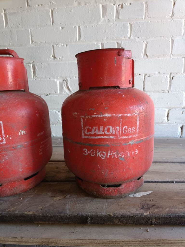 3.9kg Calor Gas Propane Bottles