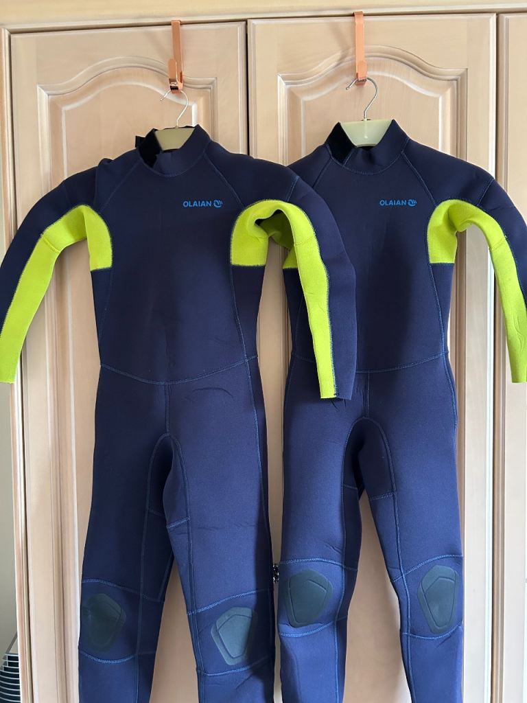 OLAIAN Kids Wetsuits - Navy and Yellow, Good Condition