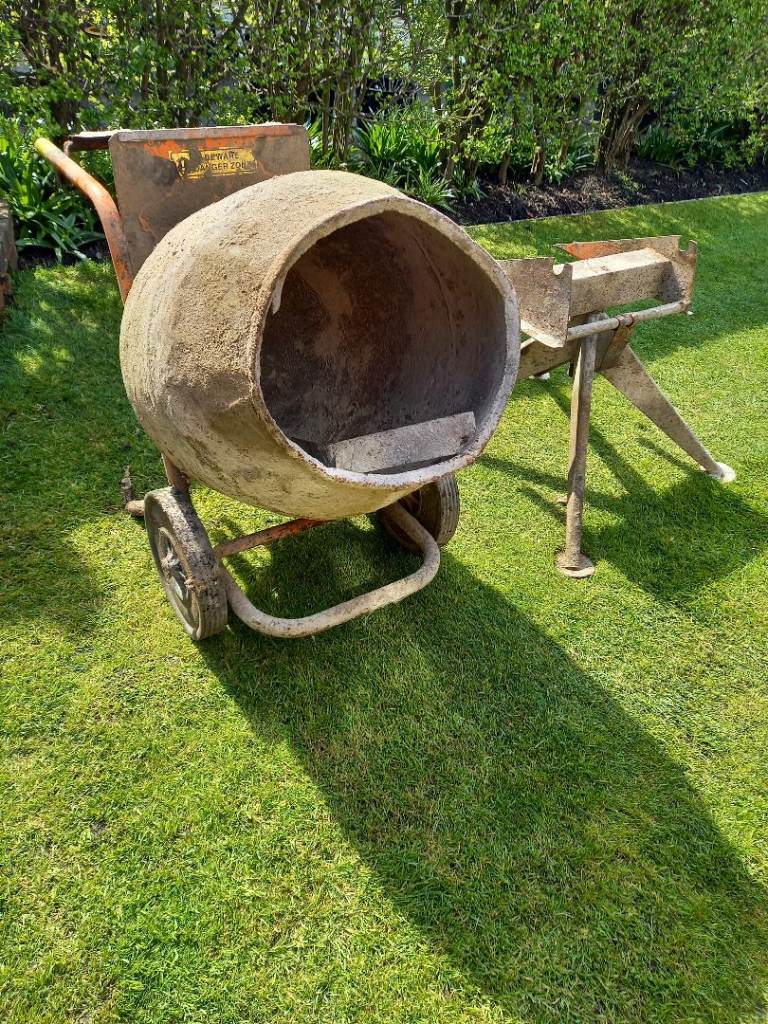 Belle petrol cement mixer