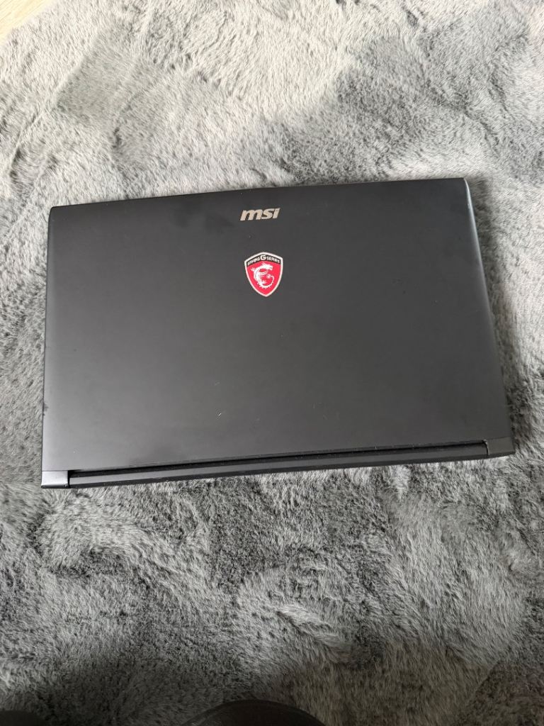 SMI GAMIMG LAPTOP 