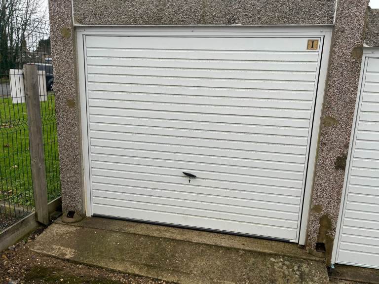 Garage to rent Andover car or storage 