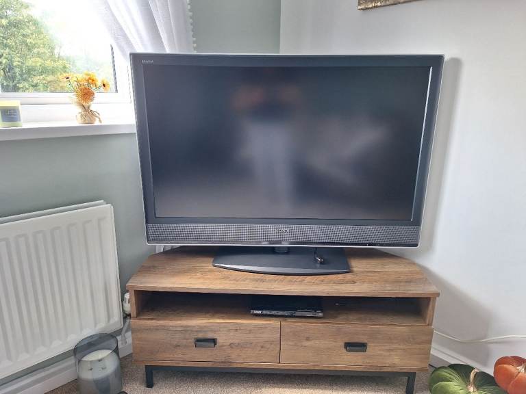 Sony 46" TV television 